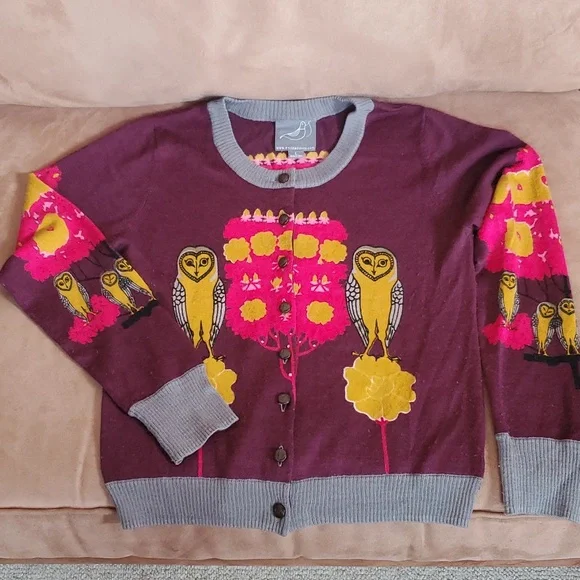 Knitted Dove Hot Pink Owl cardigan wool blend - Picture 1 of 4